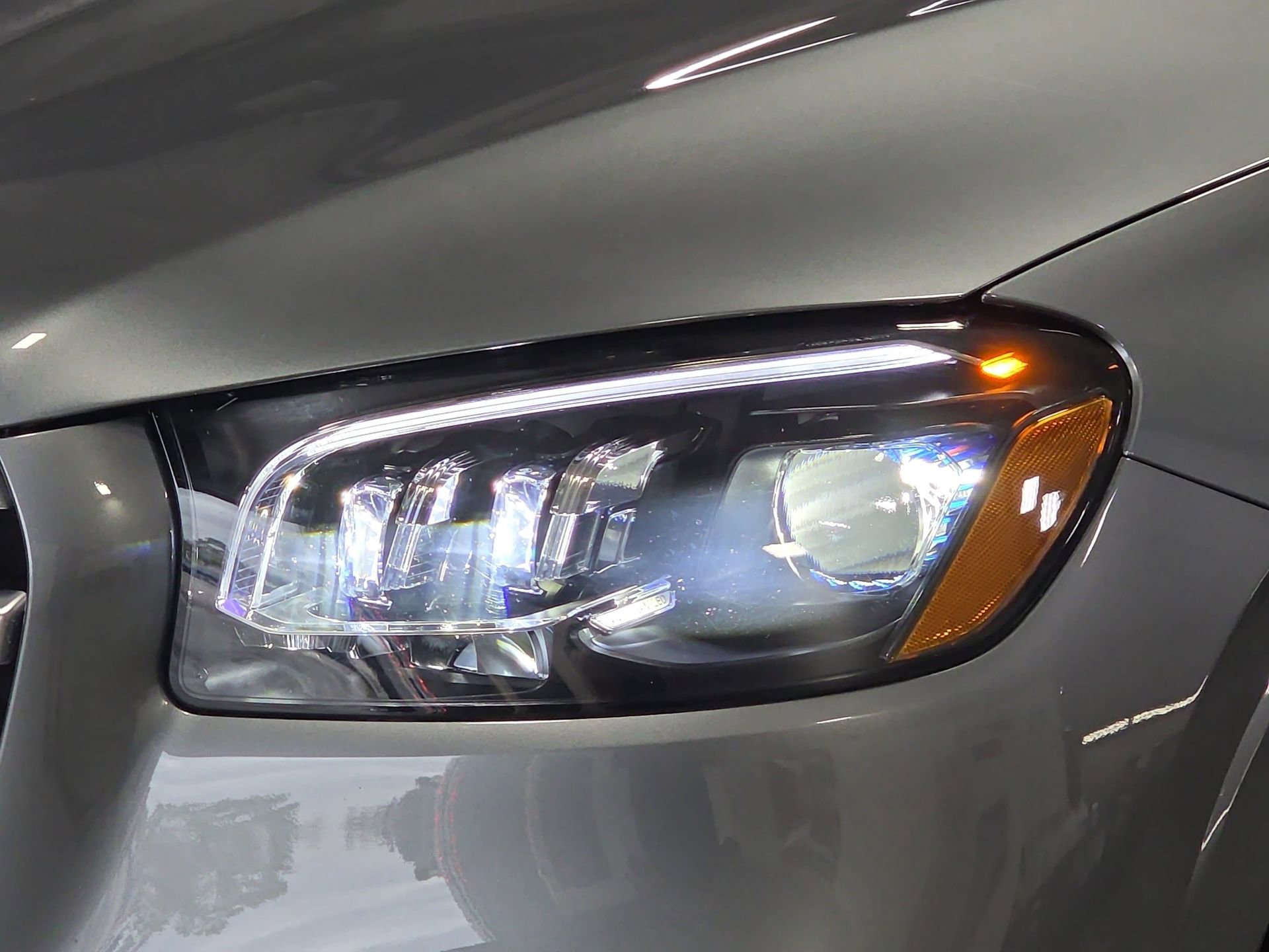 Certified 2025 Mercedes-Benz GLS 450 4MATIC image 30