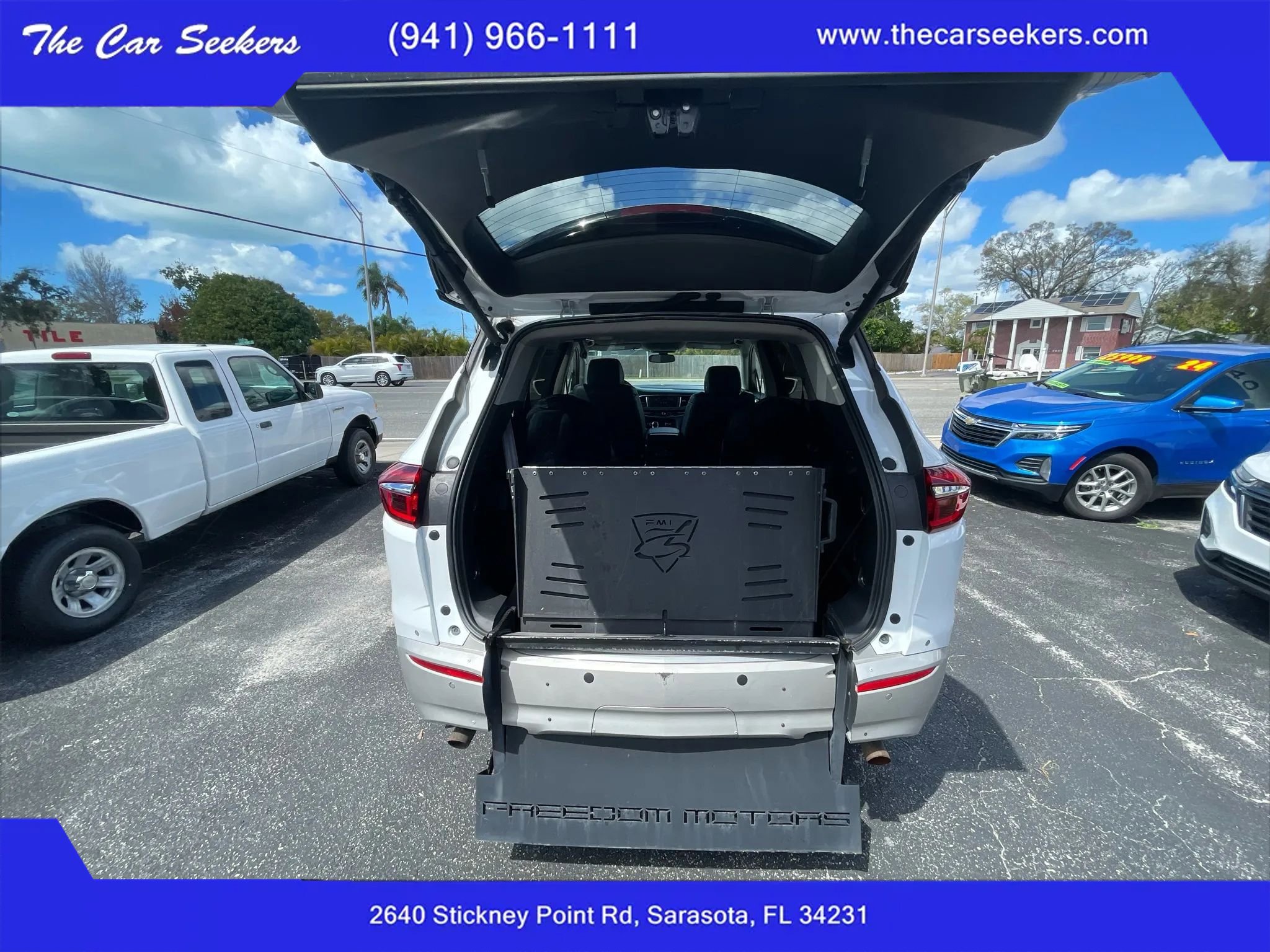 Used 2020 Buick Enclave Essence image 10