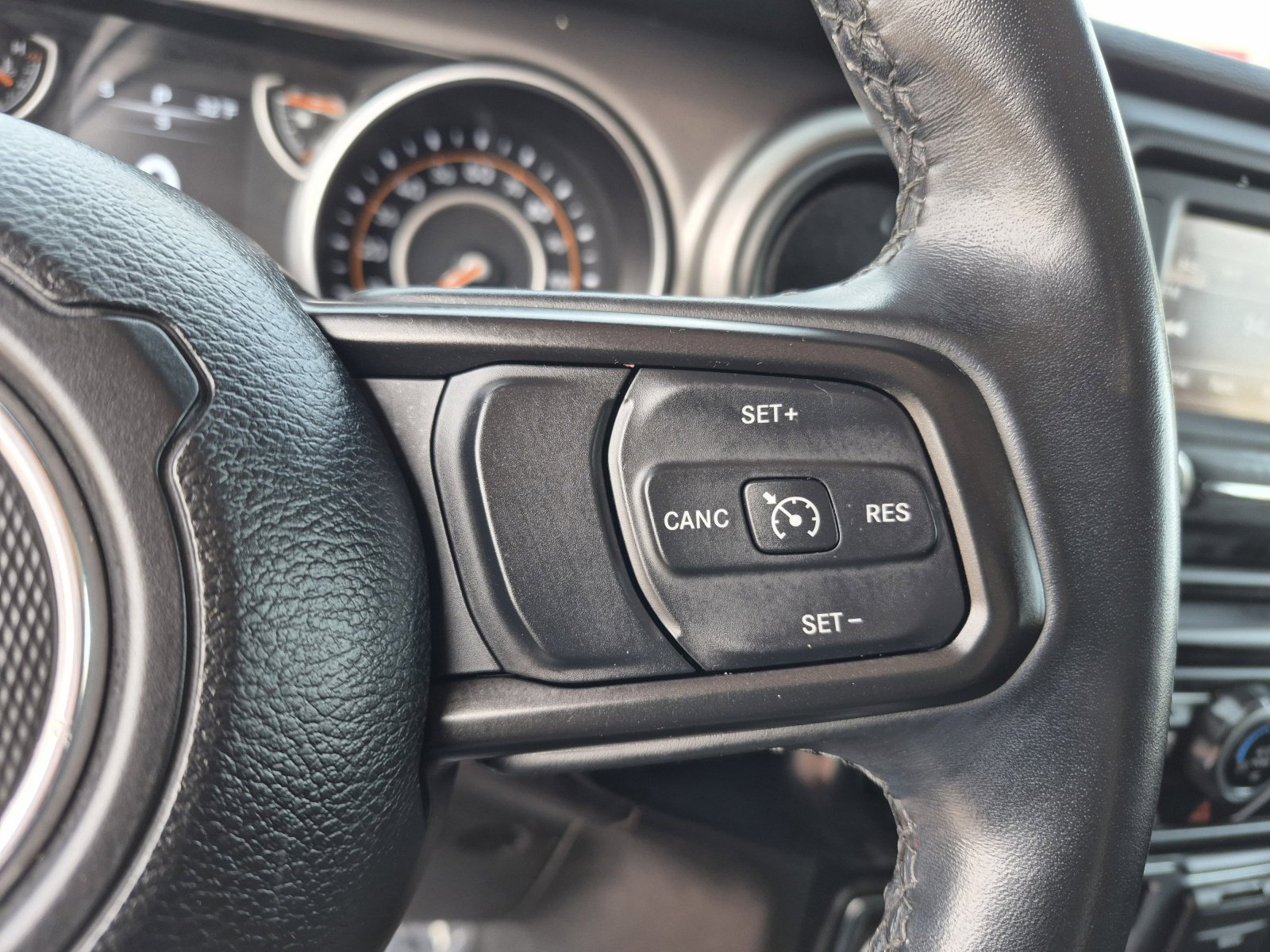 Used 2021 Jeep Wrangler Sport S image 24