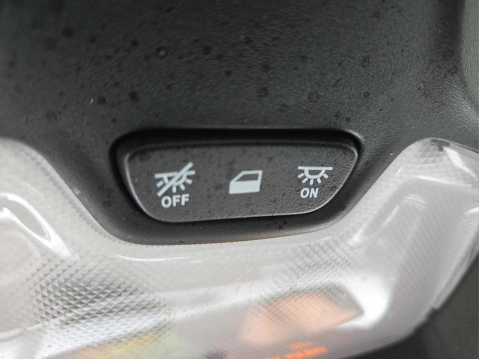 Certified 2024 Chevrolet Colorado W/T w/ WT Convenience Package II image 22