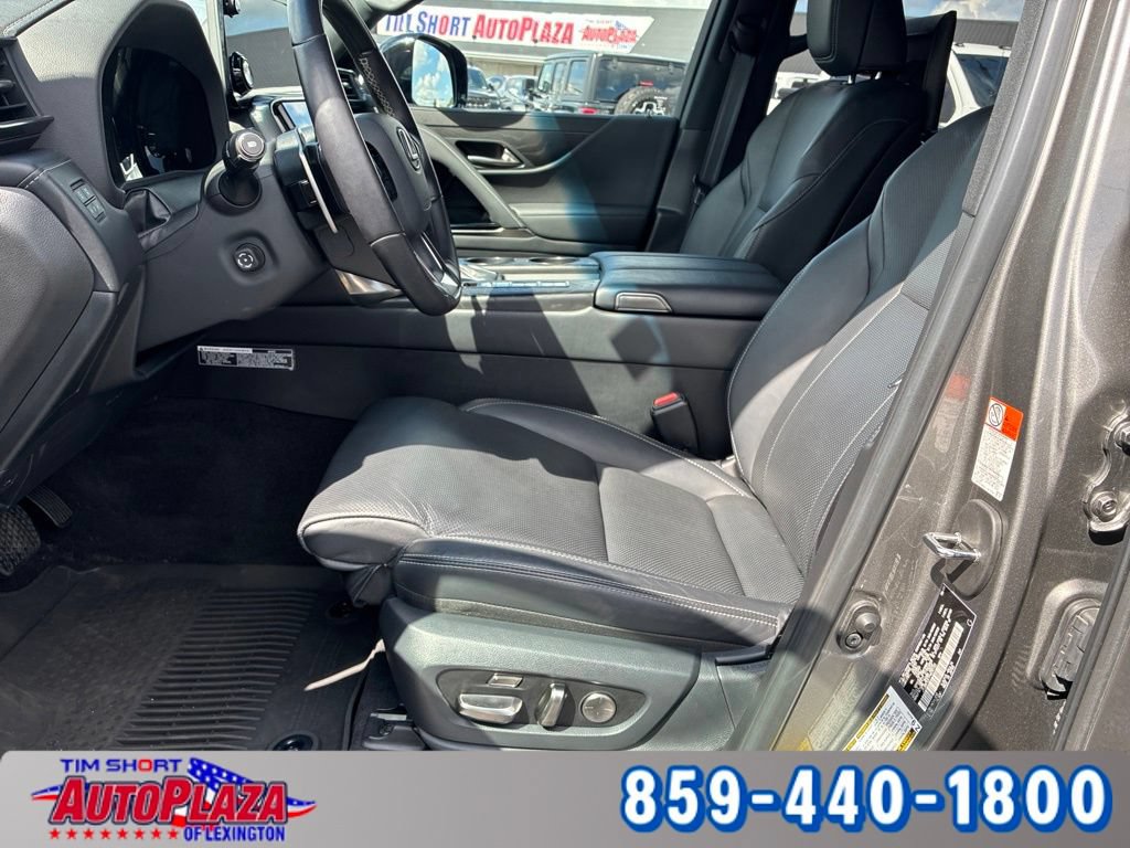 Used 2023 Lexus LX 600 4WD w/ Appearance Package image 14