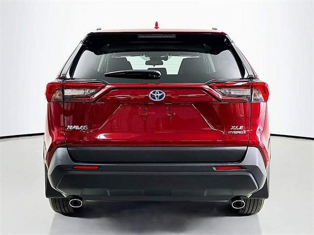 Used 2024 Toyota RAV4 XLE w/ Convenience Package image 6