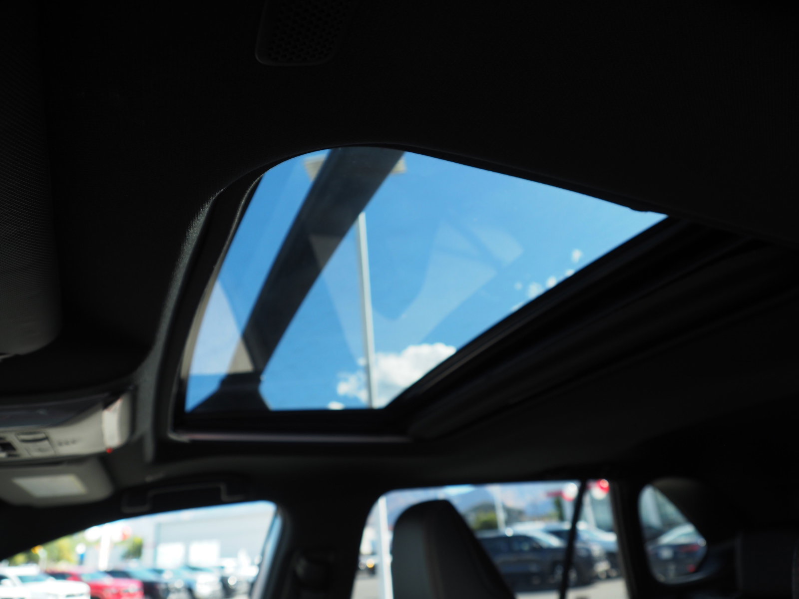 Used 2025 Toyota RAV4 XSE image 9