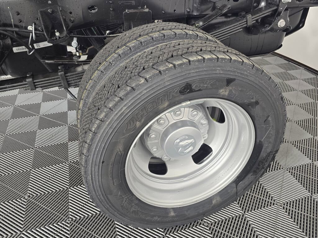 New 2026 RAM 5500 Tradesman w/ Chrome Appearance Group image 12