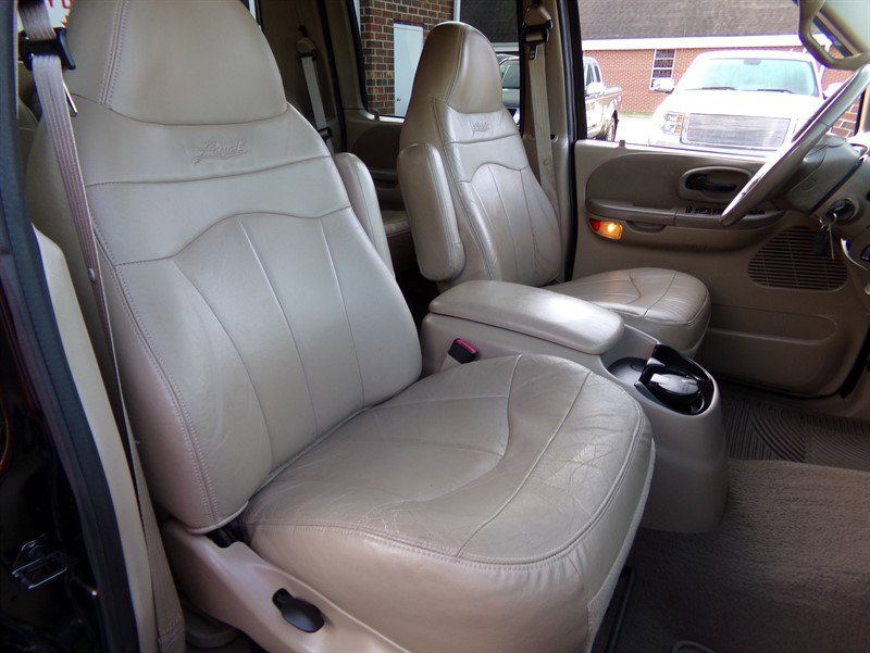 Used 2001 Ford F150 Lariat image 29