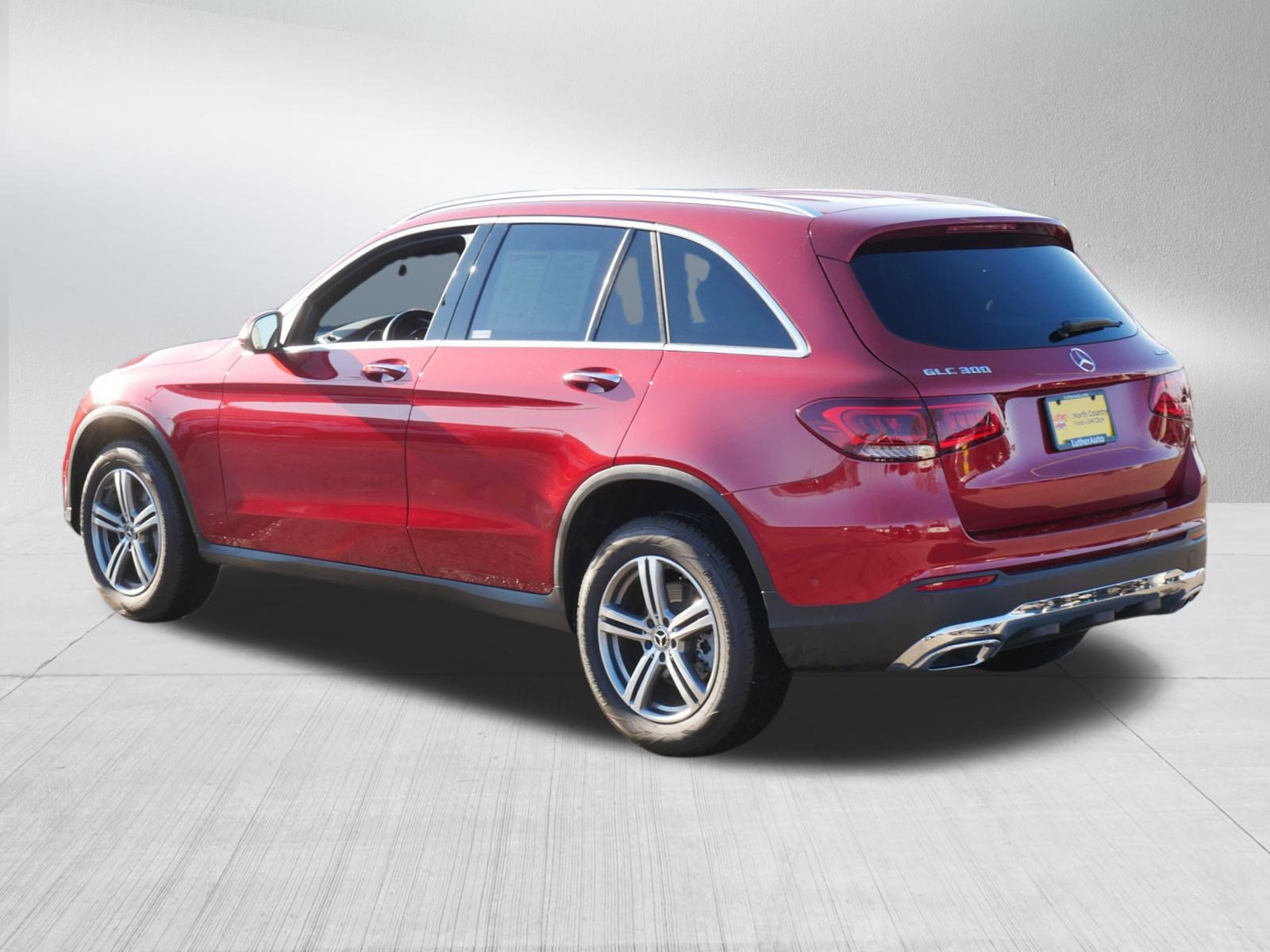 Used 2022 Mercedes-Benz GLC 300 4MATIC image 5