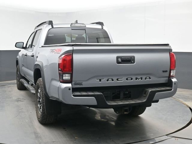 Used 2019 Toyota Tacoma TRD Off-Road AWD/4WD image 12