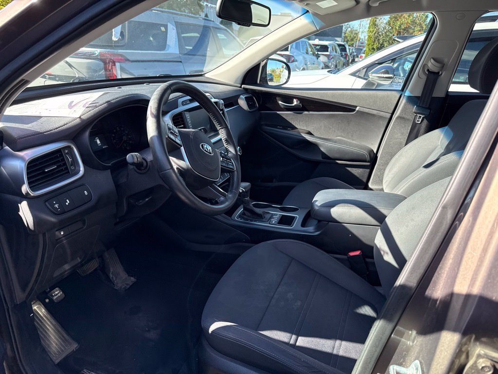 Used 2019 Kia Sorento AWD w/ LX Convenience Package image 7