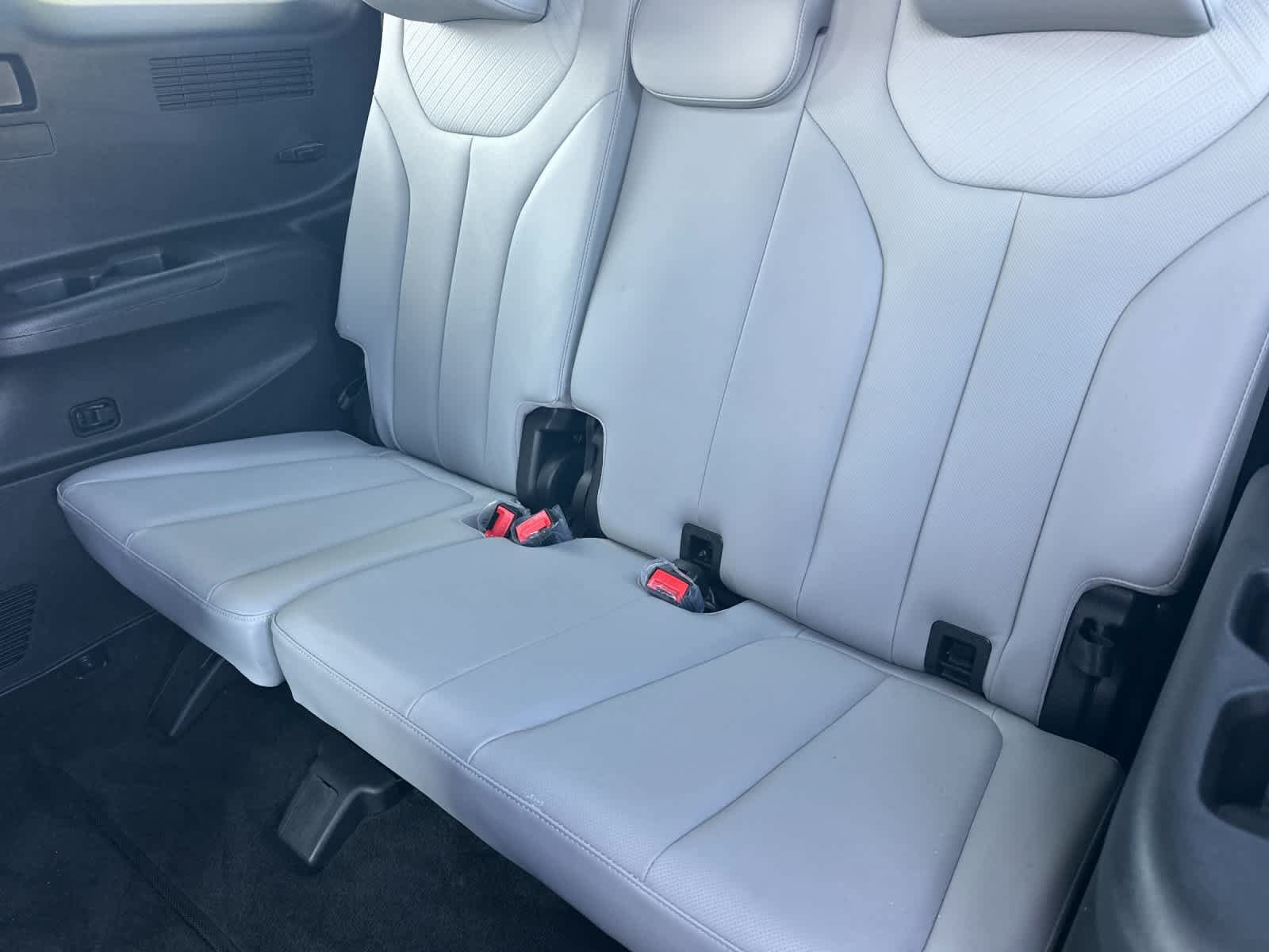 Certified 2024 Hyundai Palisade SEL FWD image 16