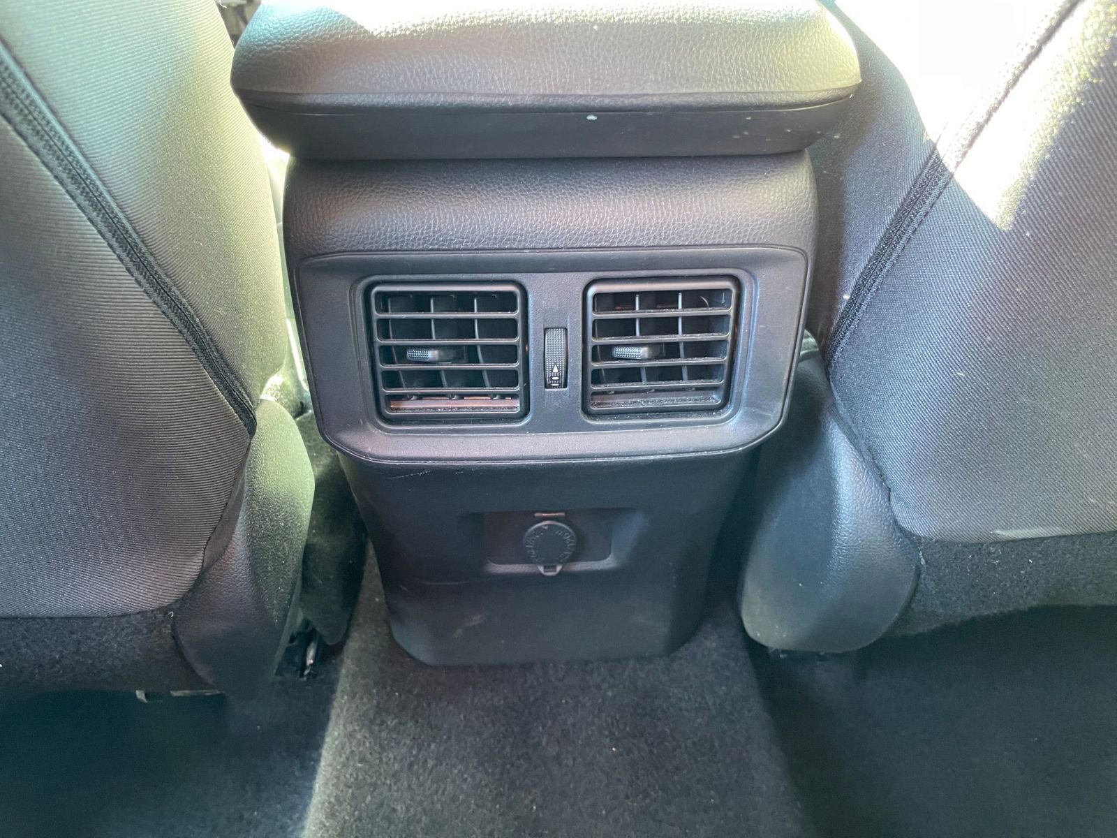 Used 2025 Toyota RAV4 LE image 23