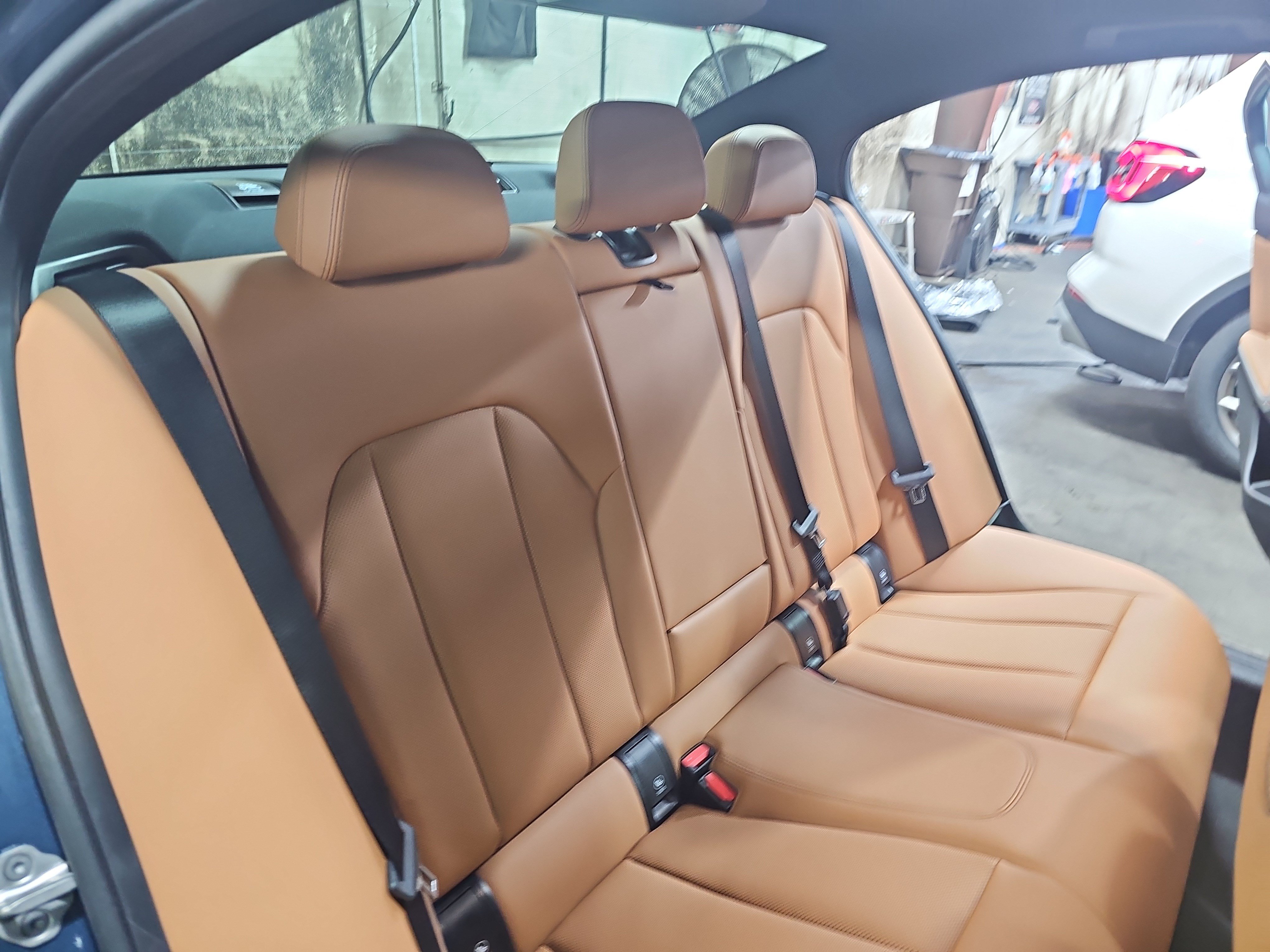 Used 2026 BMW 330i xDrive Sedan AWD/4WD image 12