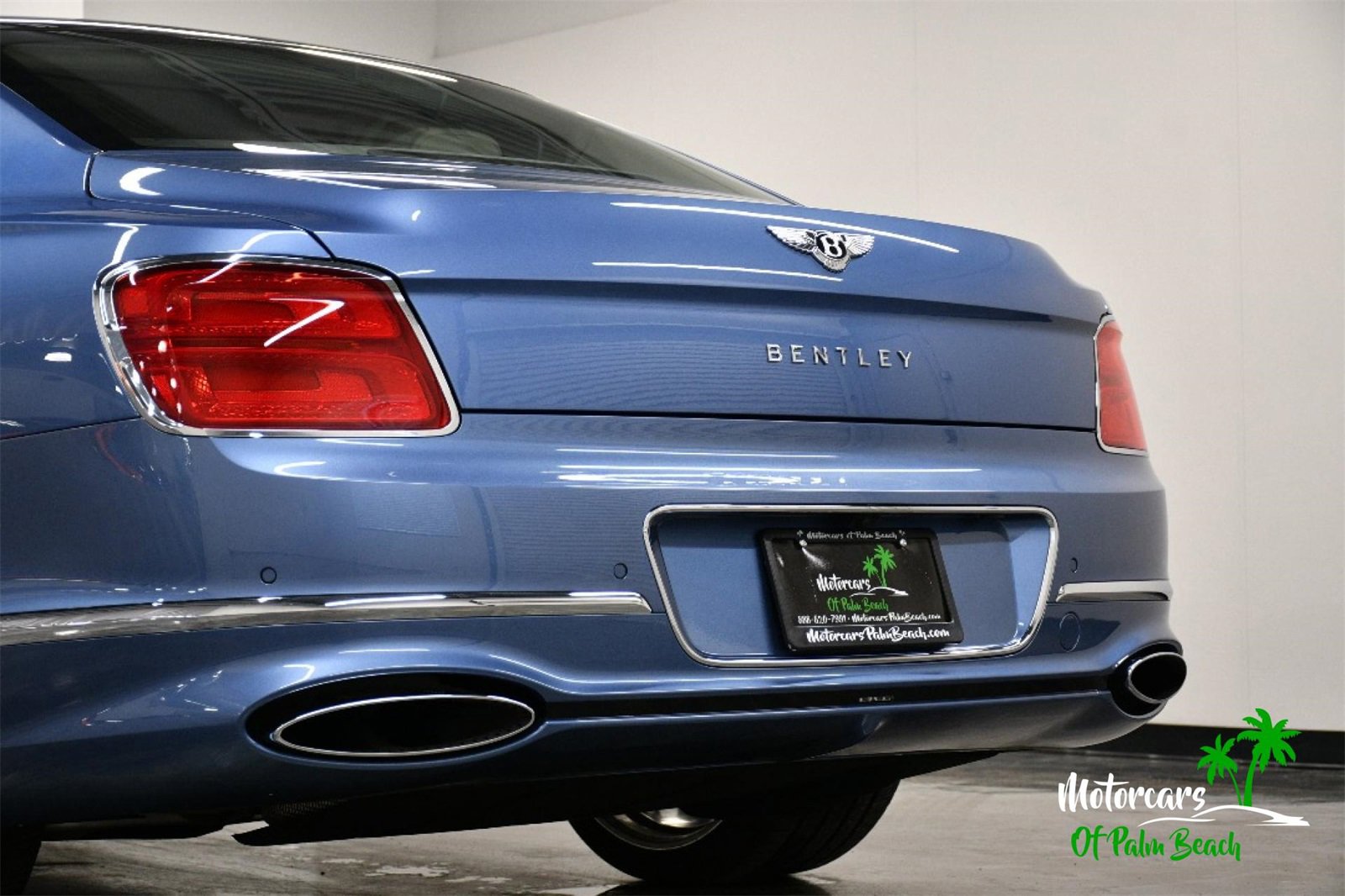 Used 2023 Bentley Flying Spur W12 image 68