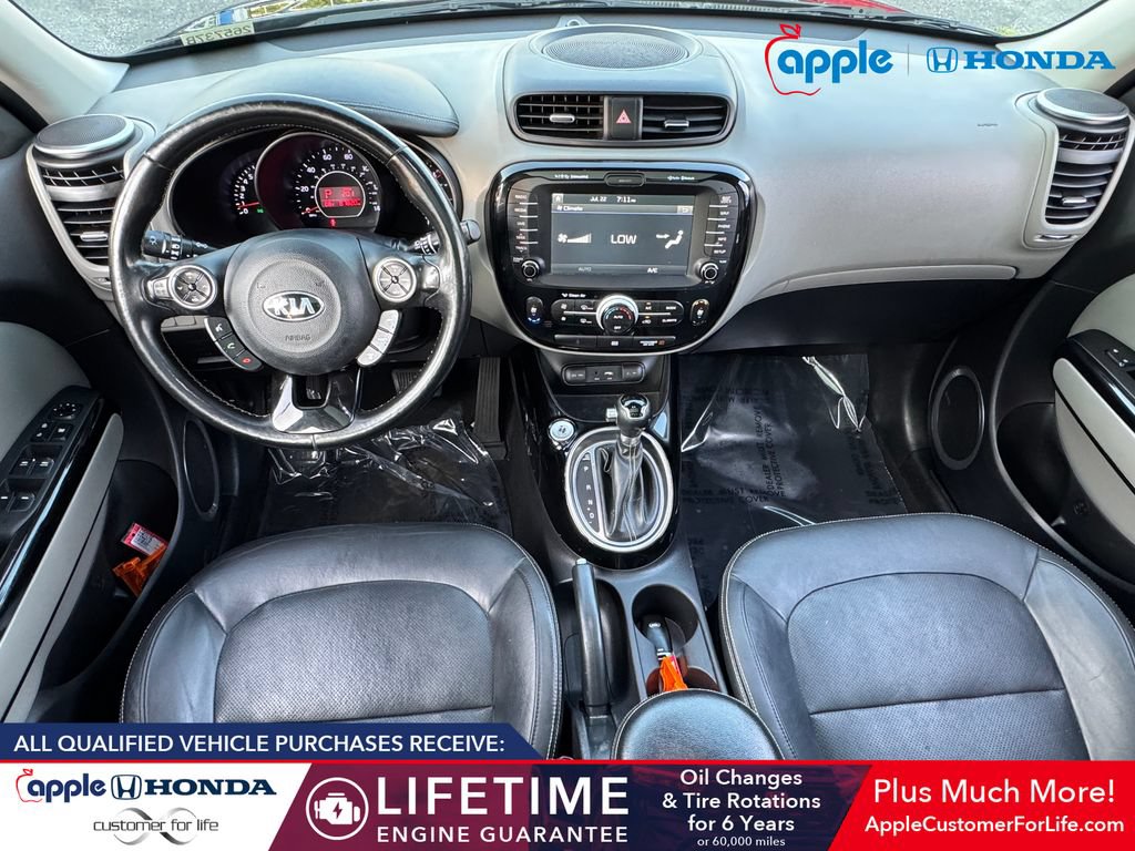 Used 2016 Kia Soul + w/ Primo Package FWD image 17