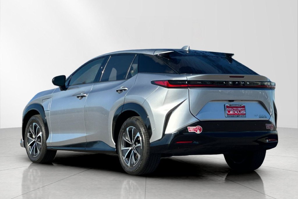 Used 2023 Lexus RZ 450e Premium w/ Technology Package AWD/4WD image 4