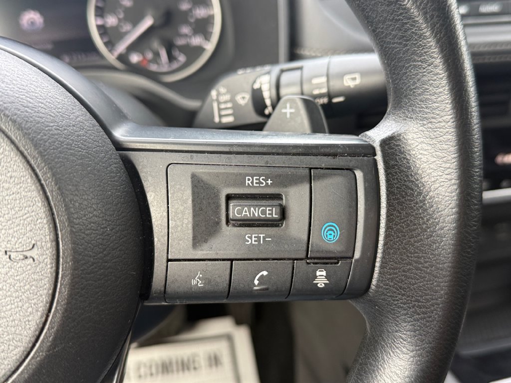 Used 2024 Nissan Rogue SV AWD/4WD image 24