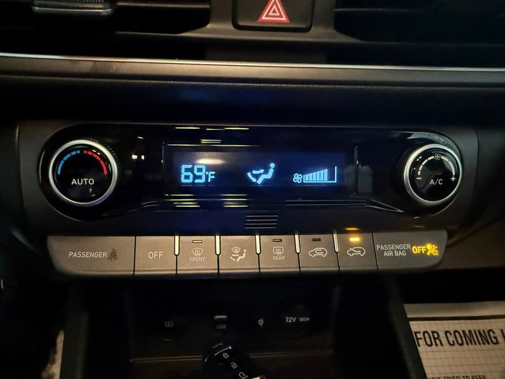 Certified 2023 Hyundai Kona SEL w/ Convenience Package image 36