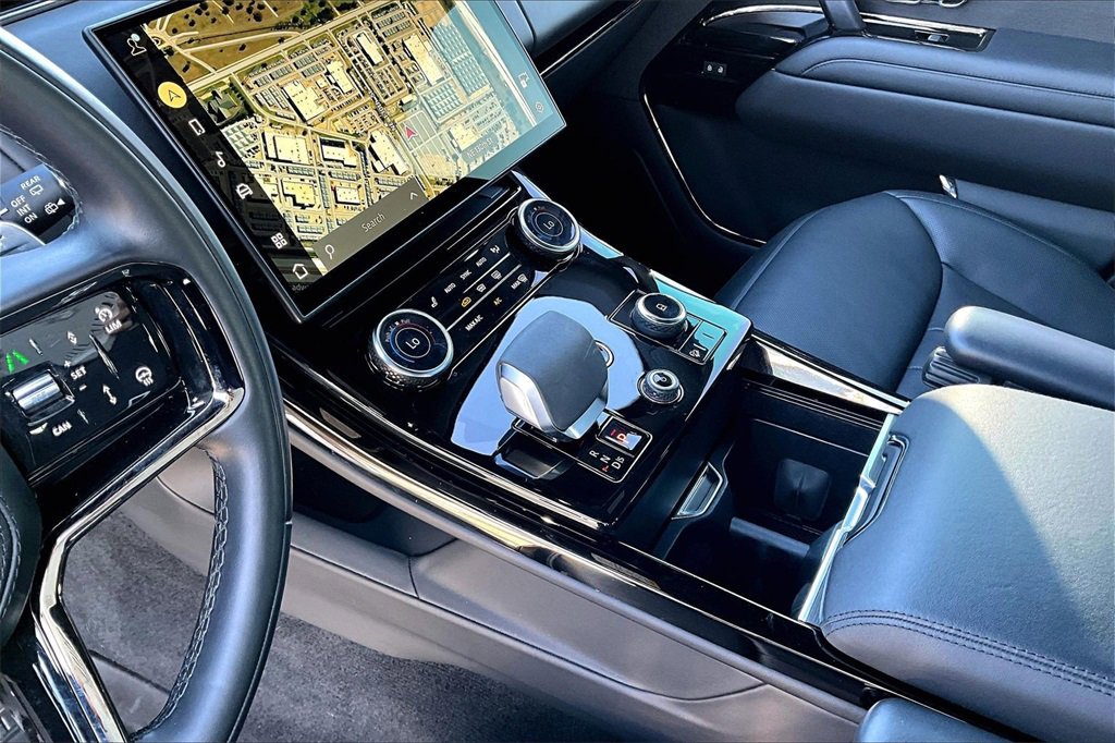 Certified 2023 Land Rover Range Rover Sport SE Dynamic image 14