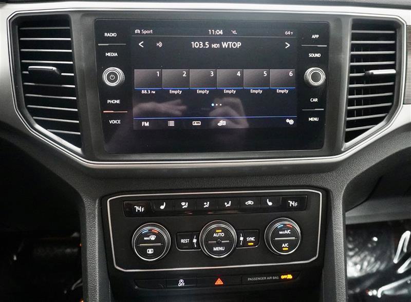 Used 2018 Volkswagen Atlas SE AWD/4WD image 16