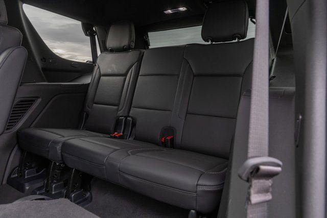 Used 2025 GMC Yukon Denali image 9