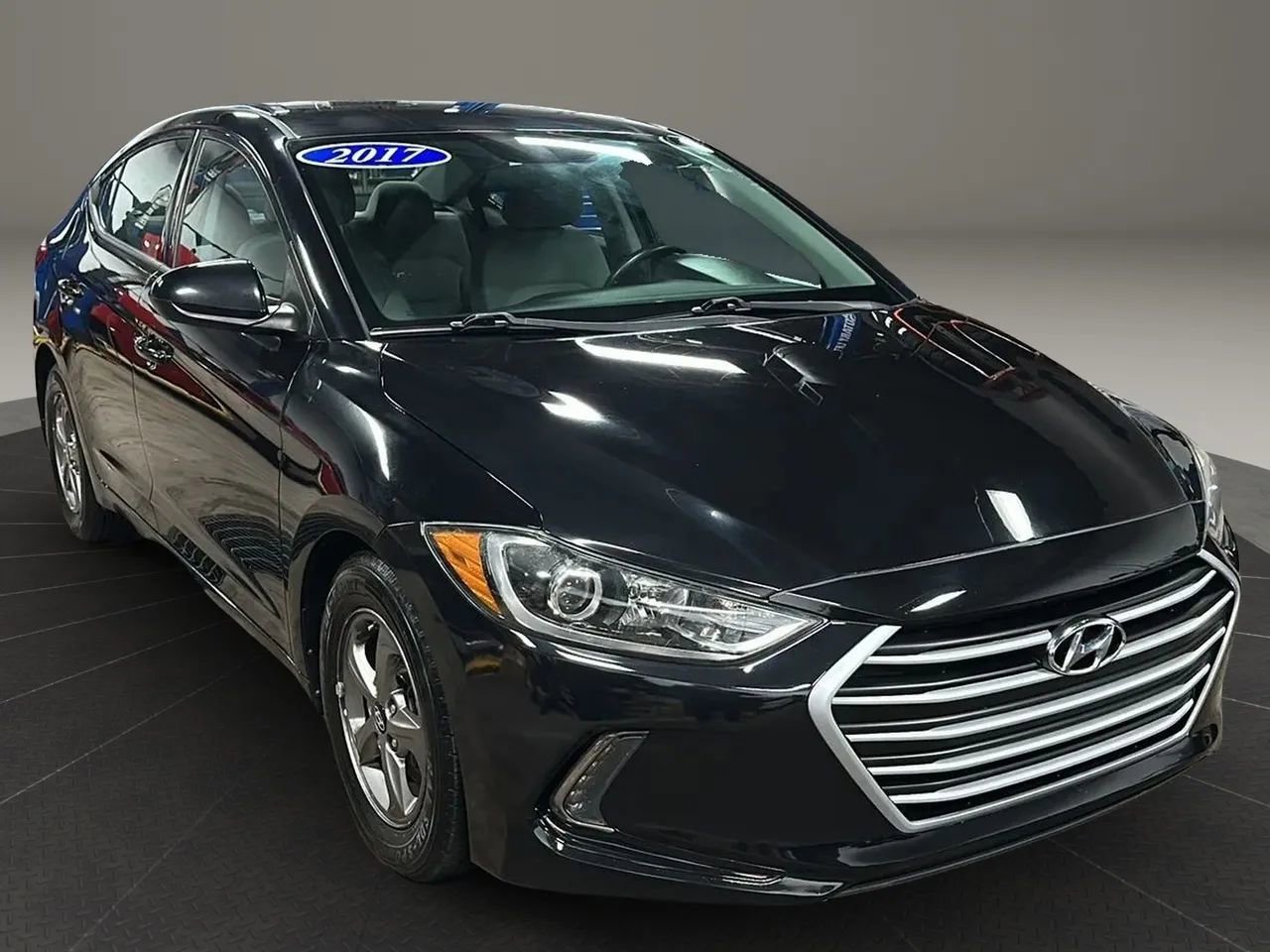 Used 2017 Hyundai Elantra ECO w/ Cargo Package image 7