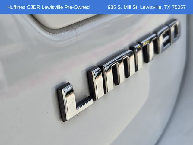 Used 2023 Jeep Grand Cherokee Limited RWD image 11