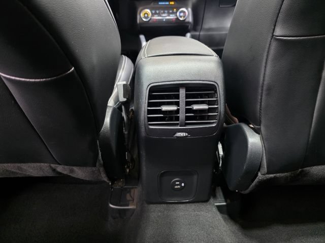 Used 2020 Ford Escape SEL AWD/4WD image 29