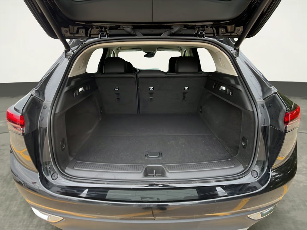 Used 2023 Buick Envision Essence AWD/4WD image 17