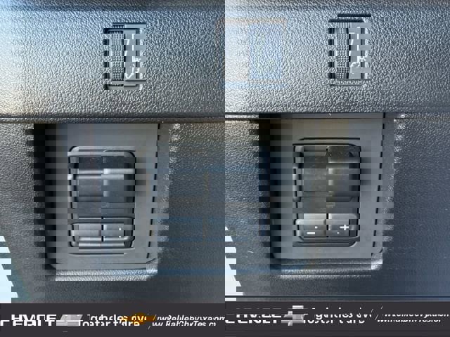 Certified 2025 GMC Canyon AT4 w/ LPO, Off Road Lift Package image 27