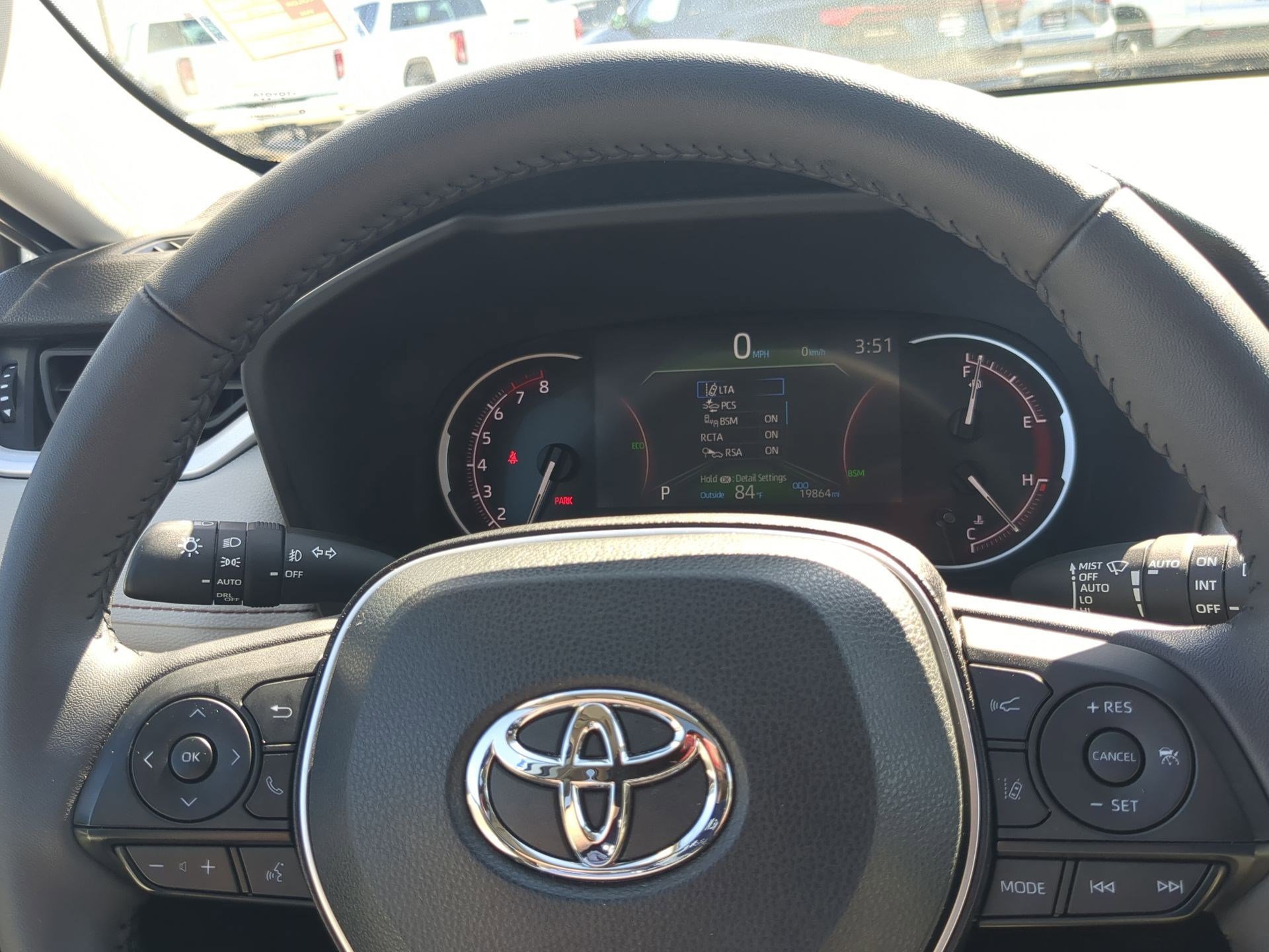 Used 2025 Toyota RAV4 XLE Premium w/ Weather Package AWD/4WD image 14