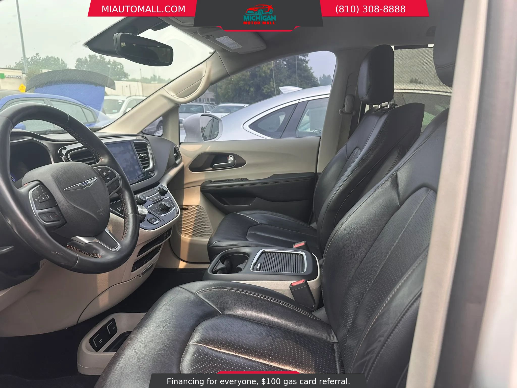 Used 2017 Chrysler Pacifica Touring-L Plus FWD image 9