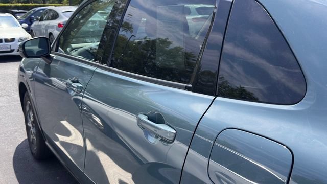 Used 2025 Honda HR-V EX-L image 9