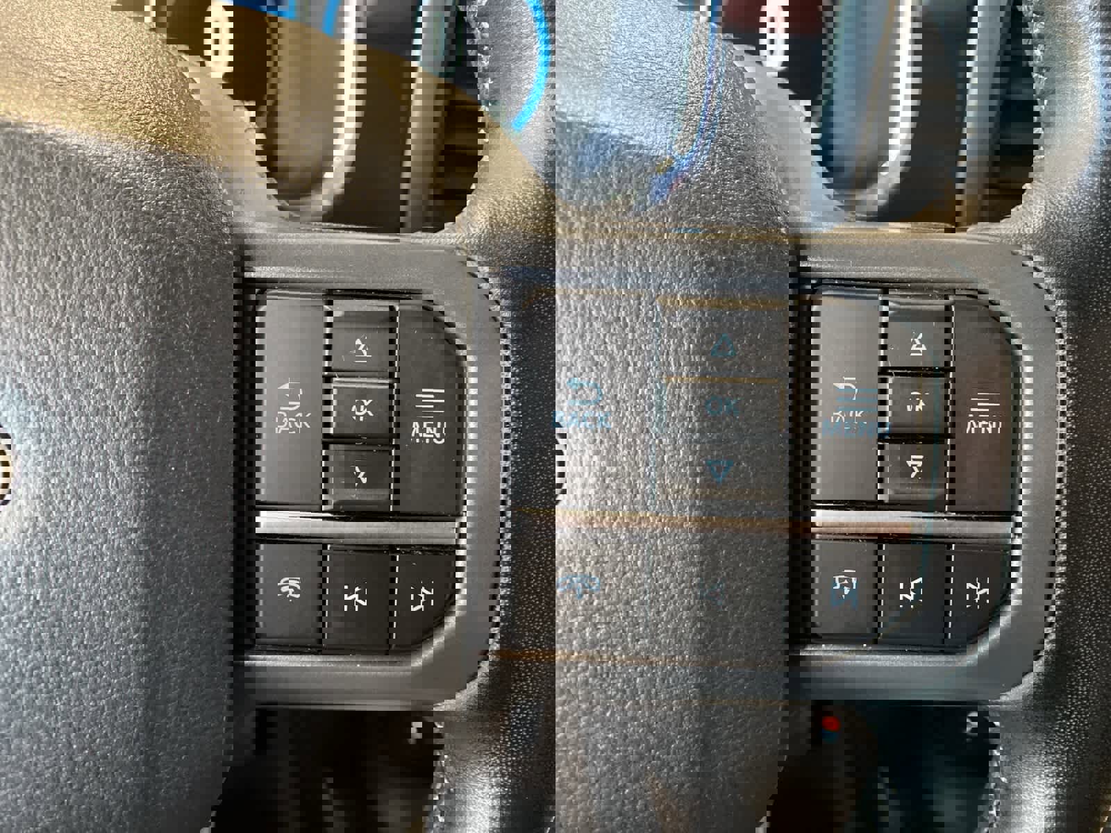 Certified 2023 Ford F150 Lariat w/ Equipment Group 502A High image 22