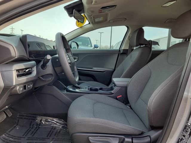 Used 2025 Kia K4 LXS image 18