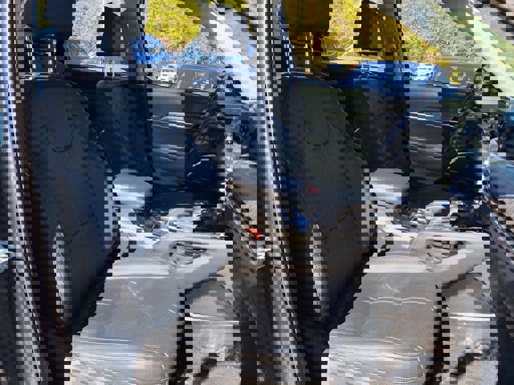 Used 2024 Kia Telluride EX w/ EX Captain's Chair Package image 35