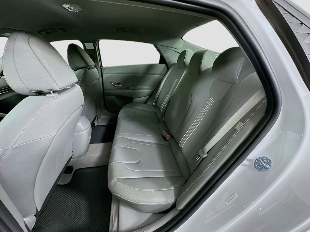 New 2026 Hyundai Elantra Sport FWD image 16