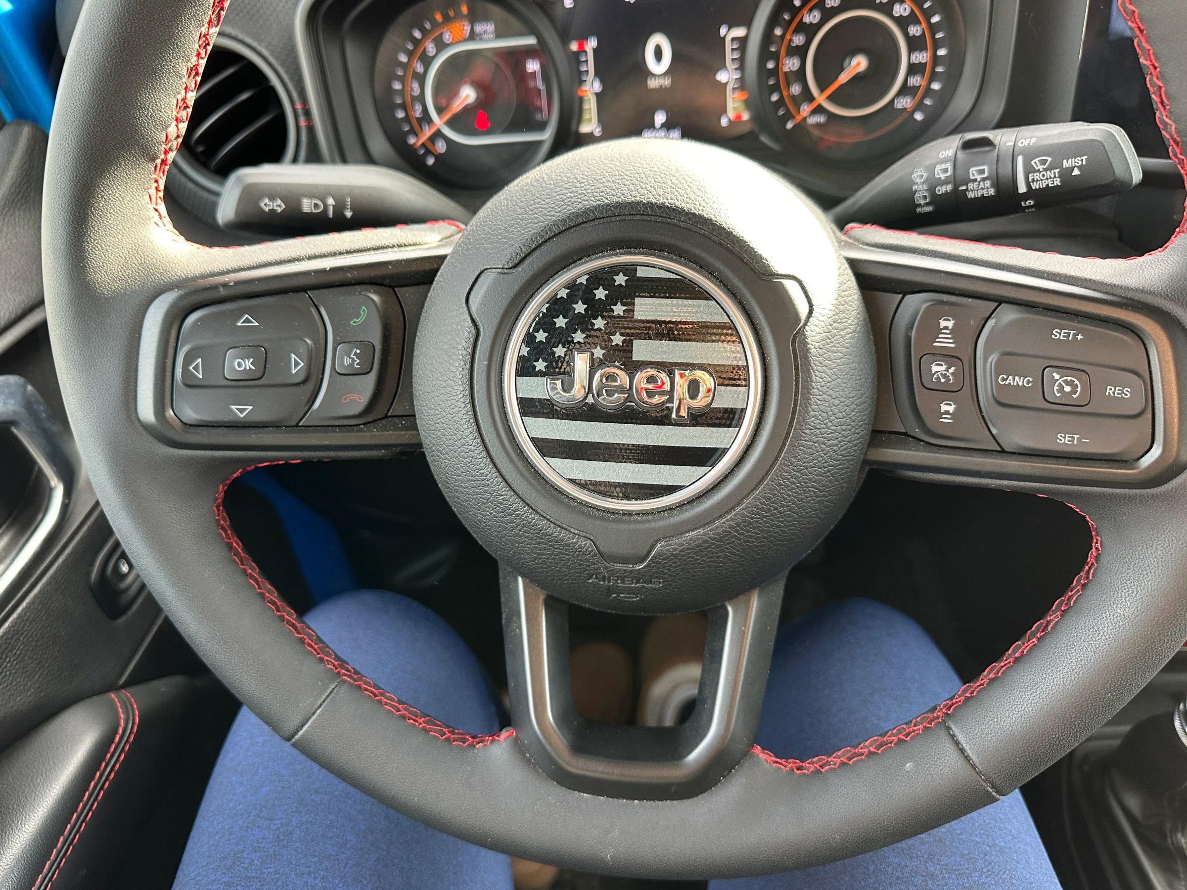 Used 2024 Jeep Wrangler Unlimited Rubicon w/ Dual Top Group image 18