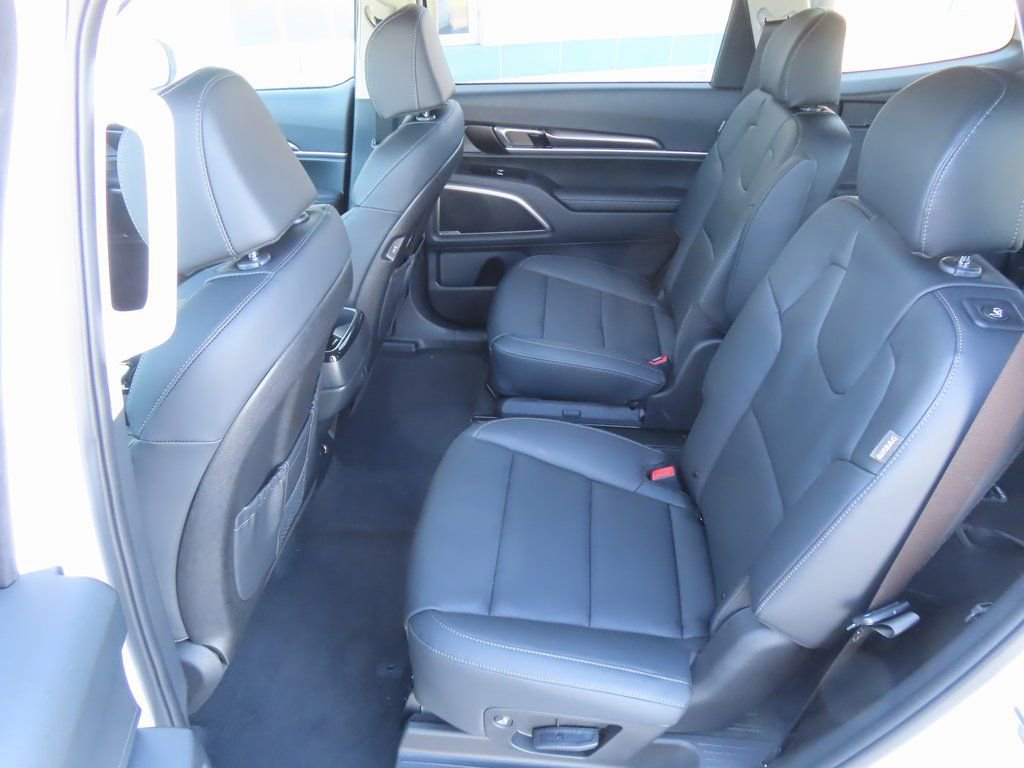 Certified 2025 Kia Telluride S AWD/4WD image 24