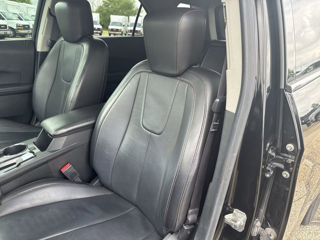 Certified 2017 Chevrolet Equinox LT w/ Midnight Edition AWD/4WD image 9