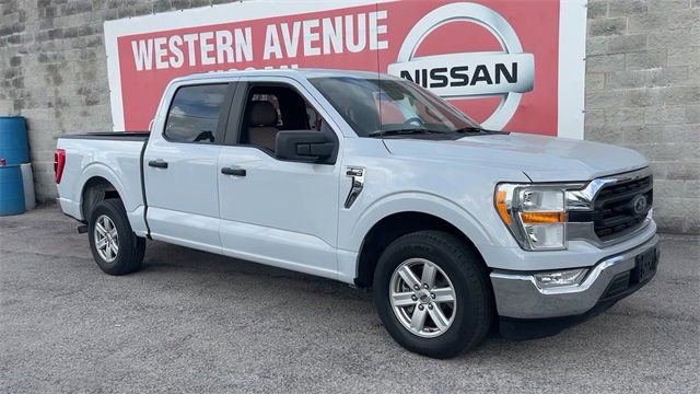 Used 2021 Ford F150 XLT image 3