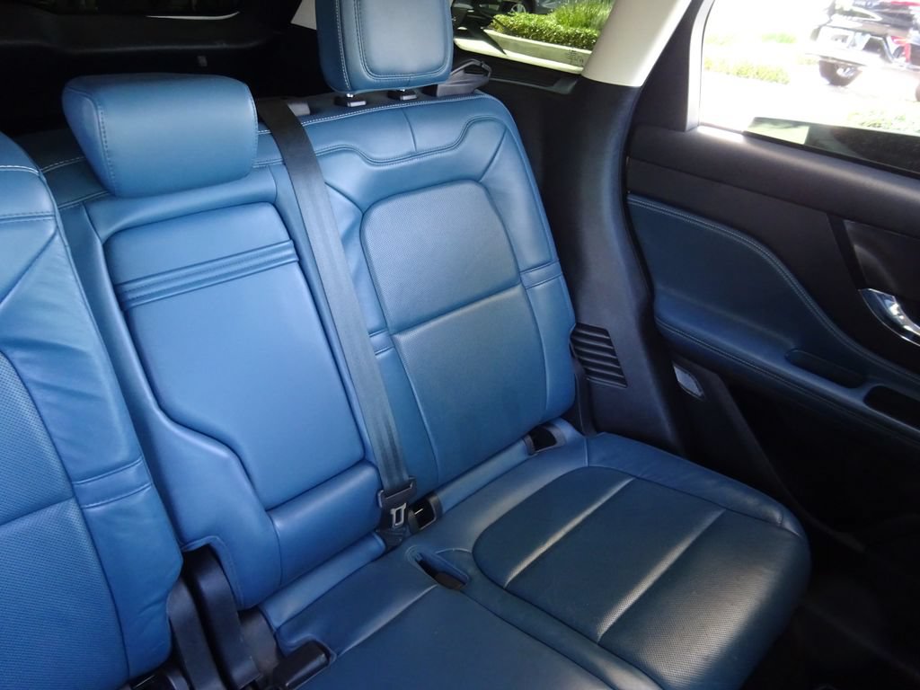 Used 2020 Lincoln Corsair Reserve w/ Beyond Blue Interior Package FWD image 16