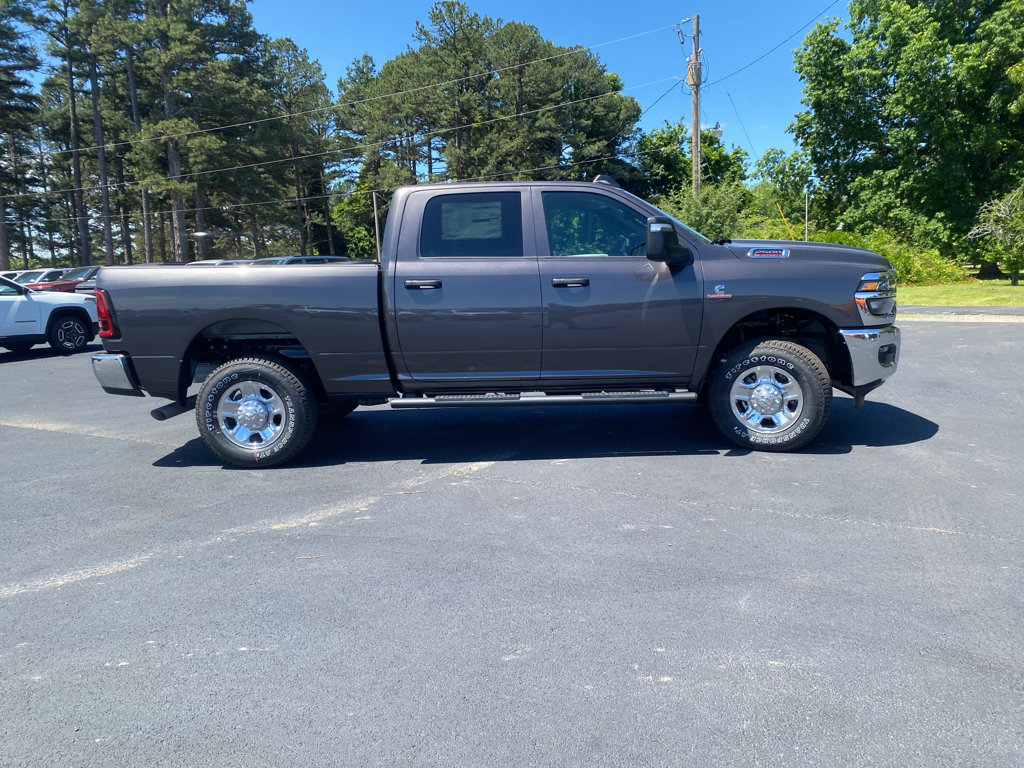New 2026 RAM 2500 Tradesman AWD/4WD image 7
