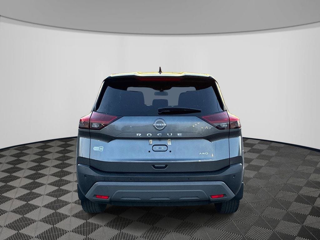 Used 2023 Nissan Rogue S AWD/4WD image 6