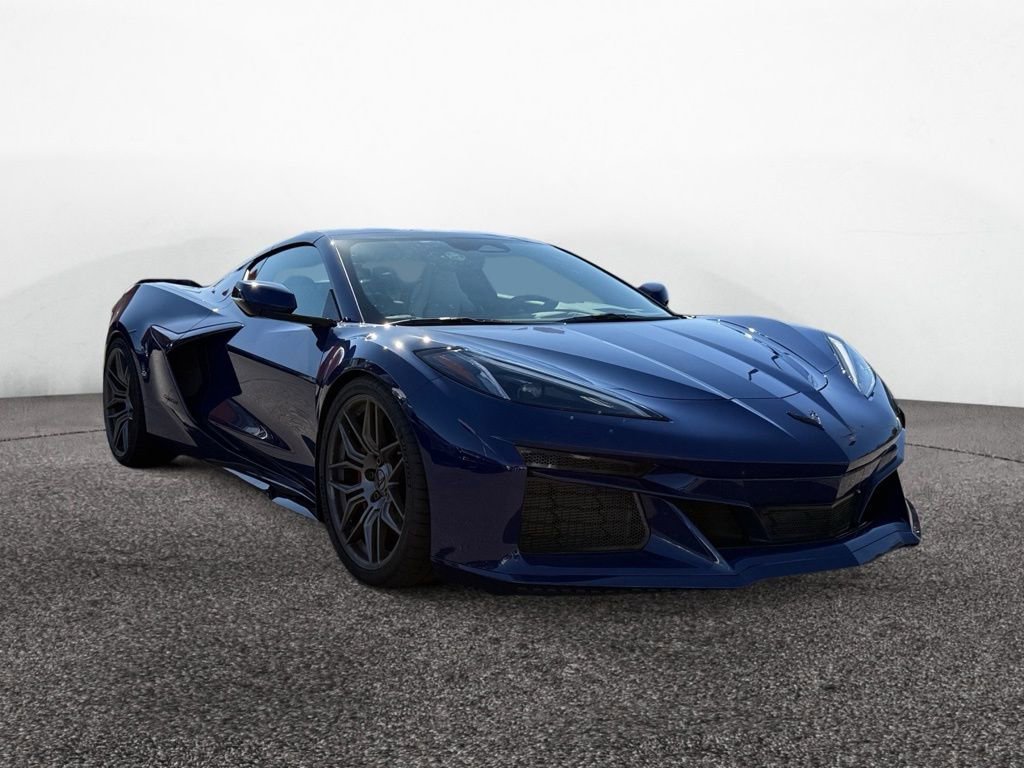 Used 2025 Chevrolet Corvette Z06 image 7