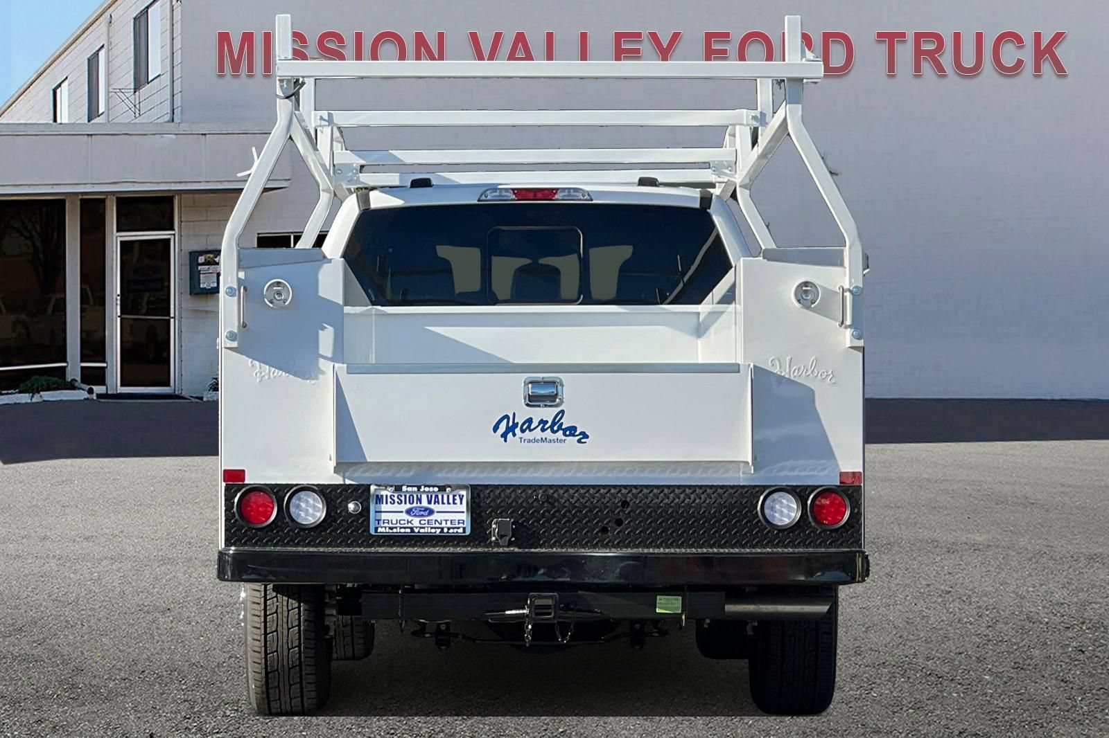 New 2026 Ford F350 XL w/ XL Chrome Package RWD image 5