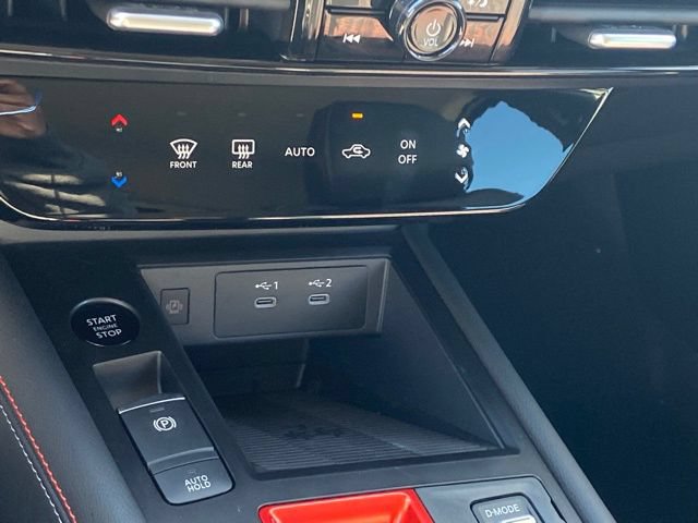 New 2026 Nissan Kicks SR AWD/4WD image 22