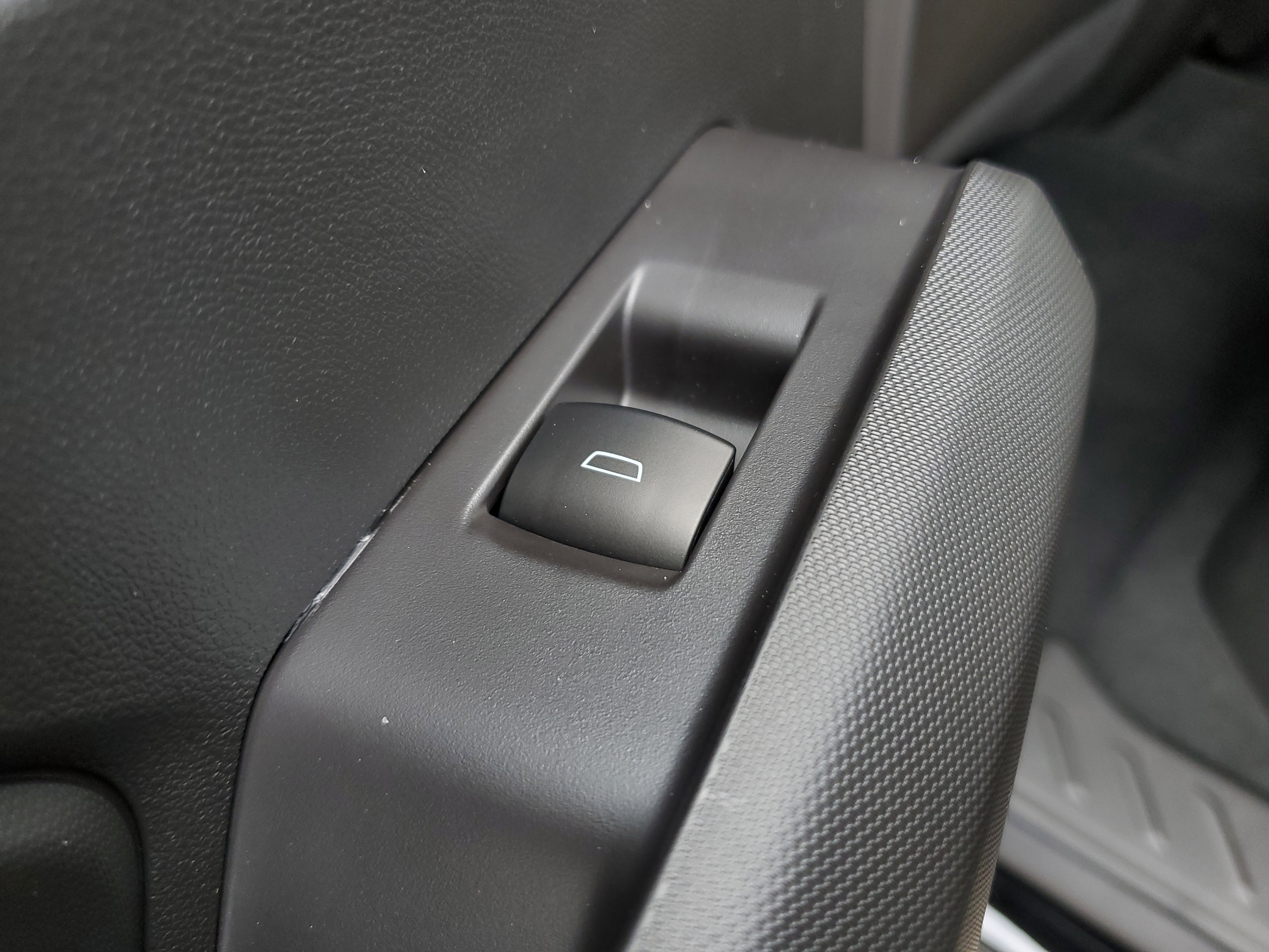 New 2025 GMC Canyon Elevation image 13