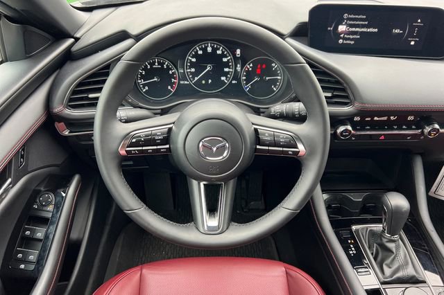 Certified 2025 MAZDA MAZDA3 Carbon image 16