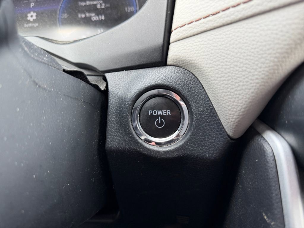 Used 2023 Toyota RAV4 Limited image 29