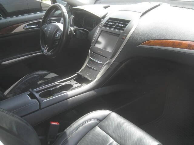 Used 2015 Lincoln MKZ AWD w/ Equipment Group 102A Reserve image 28