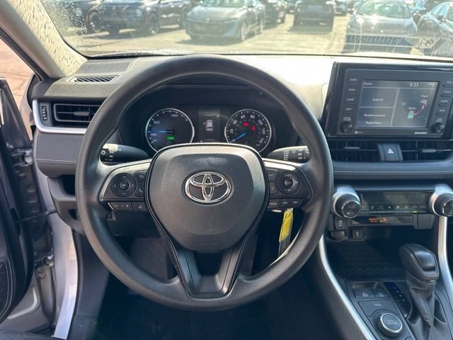 Used 2022 Toyota RAV4 LE AWD/4WD image 11
